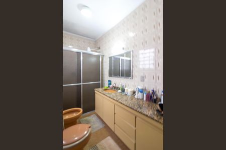 Casa à venda com 285m², 3 quartos e 4 vagas Casa à venda com 285m², 3 quartos e 4 vagasBanheiro Social