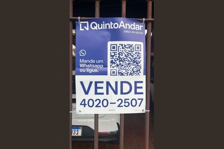 Casa à venda com 285m², 3 quartos e 4 vagas Casa à venda com 285m², 3 quartos e 4 vagasPlaca
