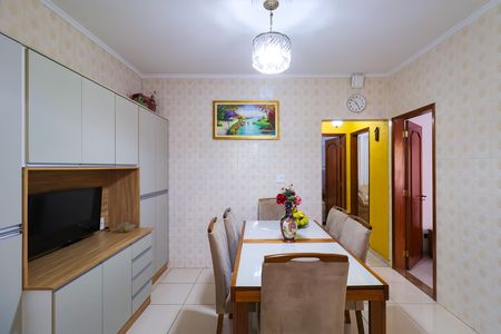Casa à venda com 130m², 3 quartos e 2 vagas
