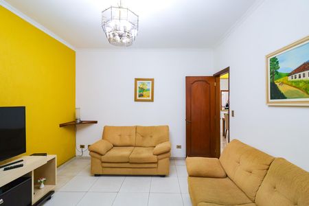 Casa à venda com 130m², 3 quartos e 2 vagas