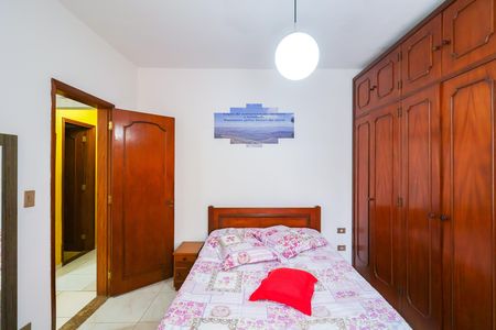 Casa à venda com 130m², 3 quartos e 2 vagas