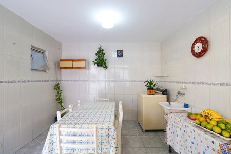 Casa à venda com 130m², 3 quartos e 2 vagas