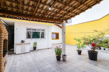 Casa à venda com 130m², 3 quartos e 2 vagas