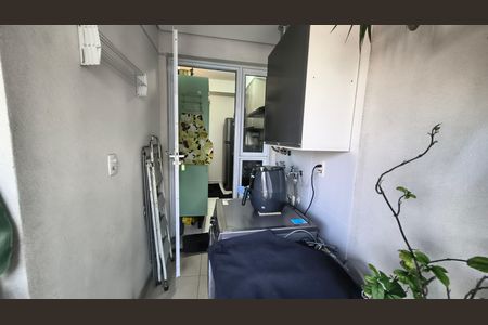 Apartamento à venda com 60m², 2 quartos e 1 vagaÁrea de Serviço