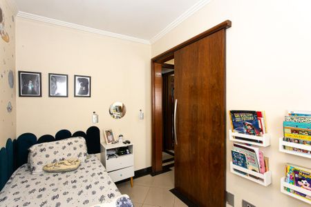 Apartamento à venda com 75m², 3 quartos e 2 vagas Apartamento à venda com 75m², 3 quartos e 2 vagasQuarto 2