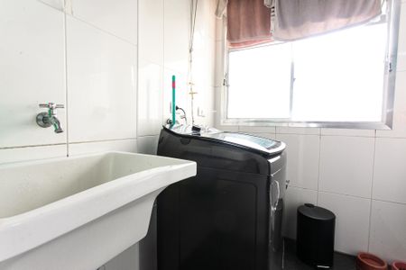 Apartamento à venda com 75m², 3 quartos e 2 vagas Apartamento à venda com 75m², 3 quartos e 2 vagasÁrea de Serviço