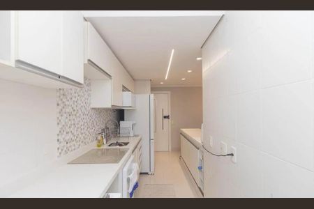Apartamento à venda com 69m², 2 quartos e 1 vaga