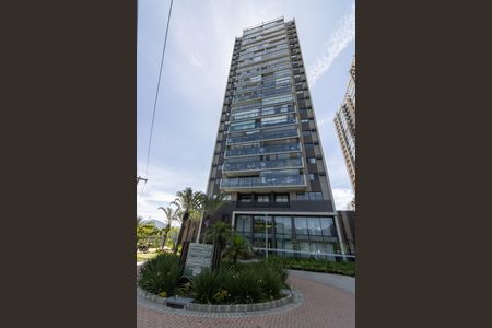 Apartamento para alugar com 83m², 3 quartos e 1 vaga Apartamento para alugar com 83m², 3 quartos e 1 vagaFachada