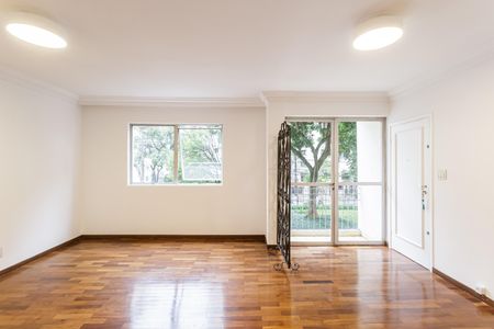 Sala de apartamento à venda com 3 quartos, 110m² em Moema, São Paulo