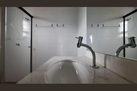 Apartamento para alugar com 118m², 3 quartos e 2 vagas Apartamento para alugar com 118m², 3 quartos e 2 vagasBanheiro