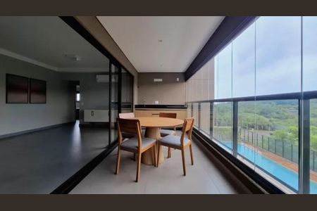 Apartamento para alugar com 118m², 3 quartos e 2 vagas Apartamento para alugar com 118m², 3 quartos e 2 vagasVaranda