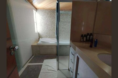 Apartamento à venda com 180m², 3 quartos e 1 vaga