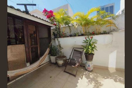 Apartamento à venda com 180m², 3 quartos e 1 vaga