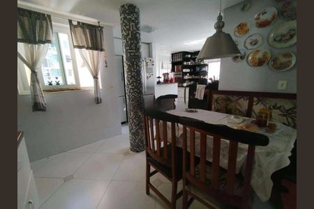 Apartamento à venda com 180m², 3 quartos e 1 vaga