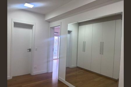 Apartamento à venda com 3 quartos, 250m² em Jardim Morumbi, São Paulo