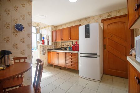 Apartamento à venda com 155m², 4 quartos e 1 vagaCozinha