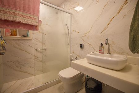 Apartamento à venda com 155m², 4 quartos e 1 vagaBanheiro Suite