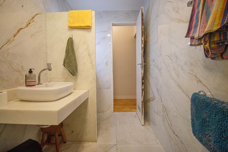 Apartamento à venda com 155m², 4 quartos e 1 vagaBanheiro Suite