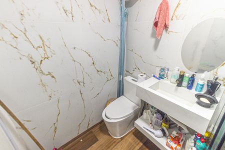 Banheiro de apartamento à venda com 2 quartos, 43m² em Brás, São Paulo