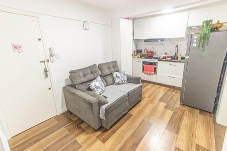Apartamento à venda com 43m², 2 quartos e sem vaga Apartamento à venda com 43m², 2 quartos e sem vagaSala/Cozinha
