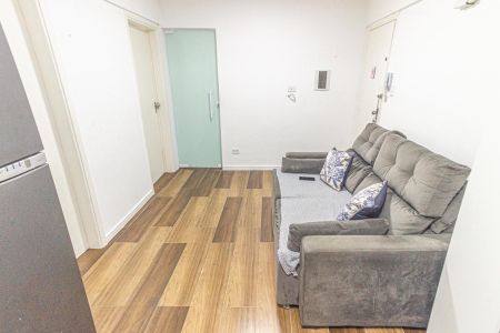 Apartamento à venda com 43m², 2 quartos e sem vaga Apartamento à venda com 43m², 2 quartos e sem vagaSala/Cozinha