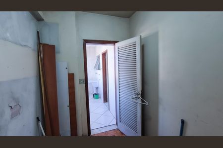 Apartamento para alugar com 160m², 4 quartos e 2 vagas Apartamento para alugar com 160m², 4 quartos e 2 vagasQuarto 4 dependência