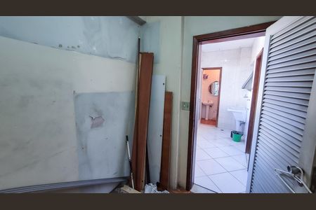 Apartamento para alugar com 160m², 4 quartos e 2 vagas Apartamento para alugar com 160m², 4 quartos e 2 vagasQuarto 4 dependência