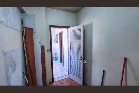 Apartamento para alugar com 160m², 4 quartos e 2 vagas Apartamento para alugar com 160m², 4 quartos e 2 vagasQuarto 4 dependência