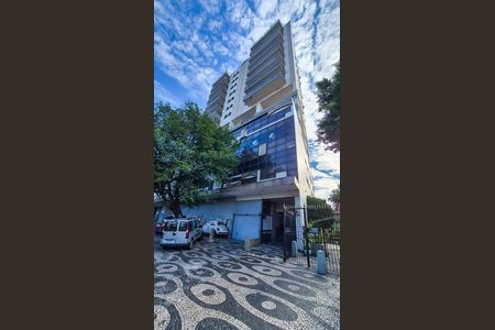 Apartamento para alugar com 160m², 4 quartos e 2 vagas