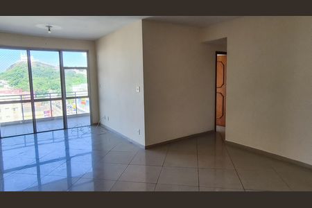 Apartamento para alugar com 160m², 4 quartos e 2 vagas Apartamento para alugar com 160m², 4 quartos e 2 vagasSala