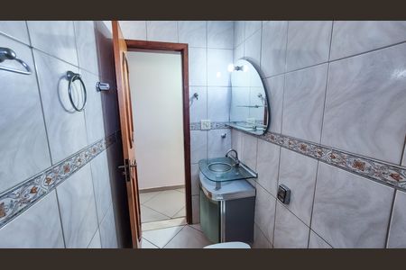 Apartamento para alugar com 160m², 4 quartos e 2 vagas Apartamento para alugar com 160m², 4 quartos e 2 vagasBanheiro Social