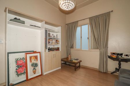 Sala de apartamento para alugar com 2 quartos, 50m² em Auxiliadora, Porto Alegre