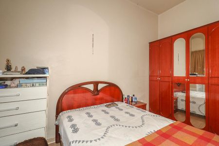 Quarto de apartamento para alugar com 2 quartos, 50m² em Auxiliadora, Porto Alegre