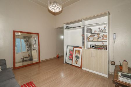 Sala de apartamento para alugar com 2 quartos, 50m² em Auxiliadora, Porto Alegre