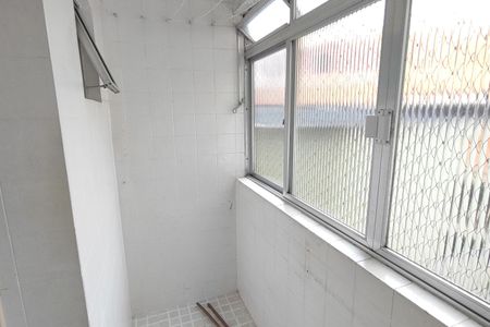 Apartamento à venda com 69m², 2 quartos e 2 vagas Apartamento à venda com 69m², 2 quartos e 2 vagasÁrea de Serviço