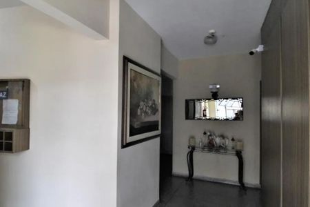 Apartamento à venda com 69m², 2 quartos e 2 vagas Apartamento à venda com 69m², 2 quartos e 2 vagasHall social
