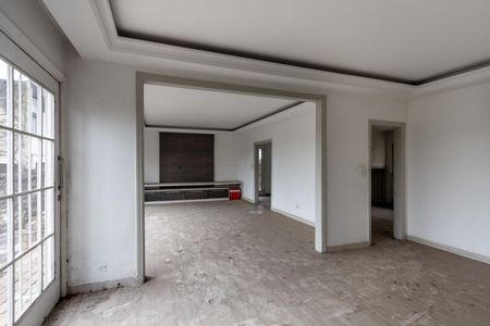Casa para alugar com 245m², 4 quartos e 2 vagasSala