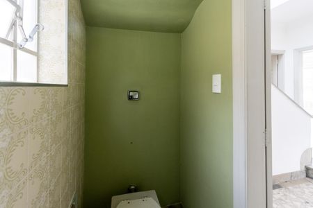 Casa para alugar com 245m², 4 quartos e 2 vagasLavabo
