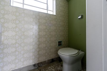 Casa para alugar com 245m², 4 quartos e 2 vagasLavabo