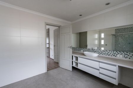 Casa para alugar com 245m², 4 quartos e 2 vagasQuarto 1 - Banheiro da Suite