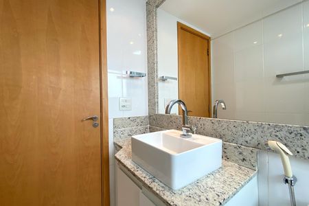 Apartamento para alugar com 96m², 3 quartos e 2 vagasBanheiro
