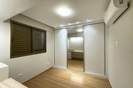 Apartamento para alugar com 96m², 3 quartos e 2 vagasQuarto 3