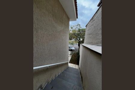 Casa de condomínio para alugar com 176m², 3 quartos e 4 vagas Casa de condomínio para alugar com 176m², 3 quartos e 4 vagasÁrea Externa