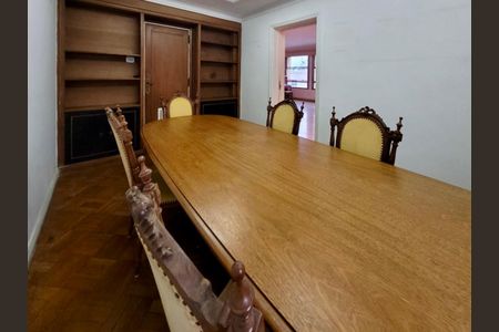 Apartamento para alugar com 360m², 4 quartos e 1 vaga