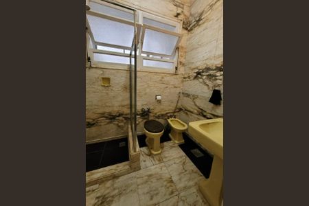 Apartamento para alugar com 360m², 4 quartos e 1 vaga