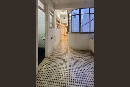 Apartamento para alugar com 360m², 4 quartos e 1 vaga
