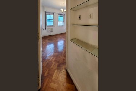 Apartamento para alugar com 360m², 4 quartos e 1 vaga