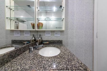 Apartamento à venda com 27m², 1 quarto e 1 vaga