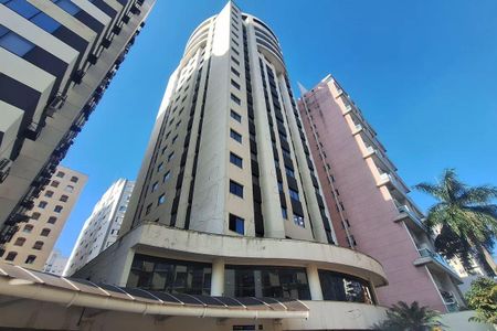 Apartamento à venda com 27m², 1 quarto e 1 vaga