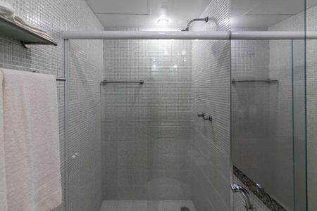 Apartamento à venda com 27m², 1 quarto e 1 vaga